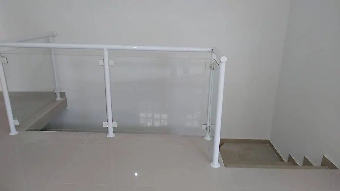 Casa com 3 quartos à venda, 250m2 em Jardim das Belezas, Carapicuiba - SP - imagem 3 Foto 3 de Casa com 3 quartos à venda, 250m2 em Jardim das Belezas, Carapicuiba - SP