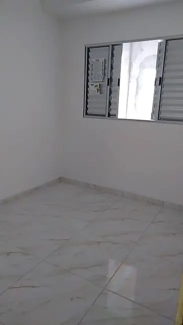 Casa com 3 quartos à venda, 250m2 em Jardim das Belezas, Carapicuiba - SP - imagem 7 Foto 7 de Casa com 3 quartos à venda, 250m2 em Jardim das Belezas, Carapicuiba - SP