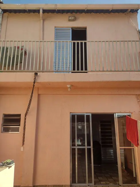 Casa com 4 quartos à venda, 125m2 em Vila América, Carapicuiba - SP - imagem 8 Foto 8 de Casa com 4 quartos à venda, 125m2 em Vila América, Carapicuiba - SP