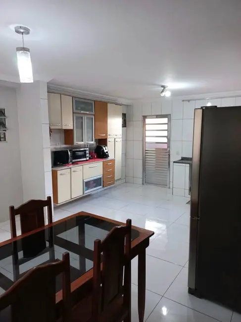 Casa com 4 quartos à venda, 600m2 em Jardim Tonato, Carapicuiba - SP - imagem 4 Foto 4 de Casa com 4 quartos à venda, 600m2 em Jardim Tonato, Carapicuiba - SP