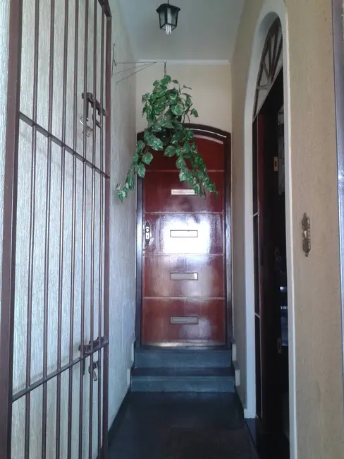 Casa com 3 quartos à venda, 180m2 em Jardim Ângela Maria, Carapicuiba - SP - imagem 7 Foto 7 de Casa com 3 quartos à venda, 180m2 em Jardim Ângela Maria, Carapicuiba - SP
