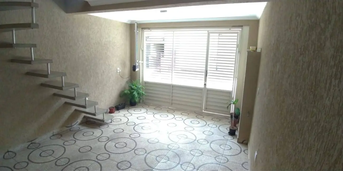 Foto 4 de Casa com 7 quartos à venda, 420m2 em Vila Ipê, Jandira - SP