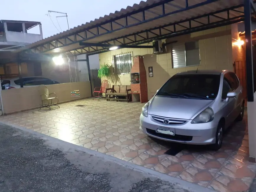 Casa com 2 quartos à venda, 141m2 em Vila Silviânia, Carapicuiba - SP - imagem 4 Foto 4 de Casa com 2 quartos à venda, 141m2 em Vila Silviânia, Carapicuiba - SP