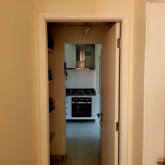 Foto 6 de Casa com 3 quartos à venda, 292m2 em Bosque do Vianna, Cotia - SP