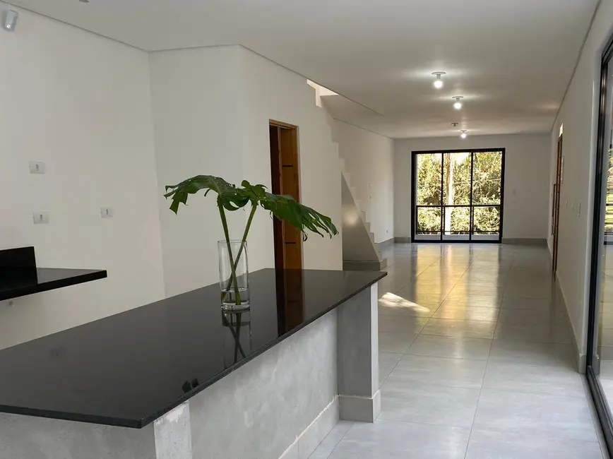 Foto 3 de Casa com 3 quartos à venda, 134m2 em Jardim Bolívia, Jandira - SP