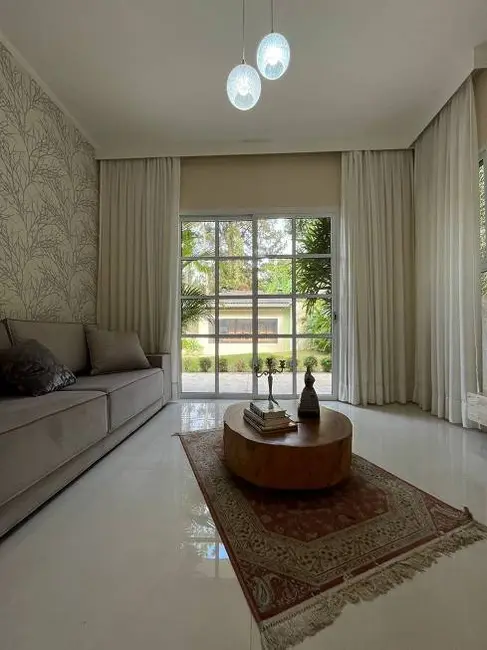 Casa com 4 quartos à venda, 320m2 em Pousada dos Bandeirantes, Carapicuiba - SP - imagem 6 Foto 6 de Casa com 4 quartos à venda, 320m2 em Pousada dos Bandeirantes, Carapicuiba - SP