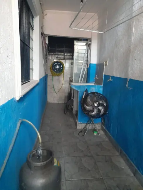 Foto 3 de Casa com 5 quartos à venda, 180m2 em Jardim Silveira, Barueri - SP