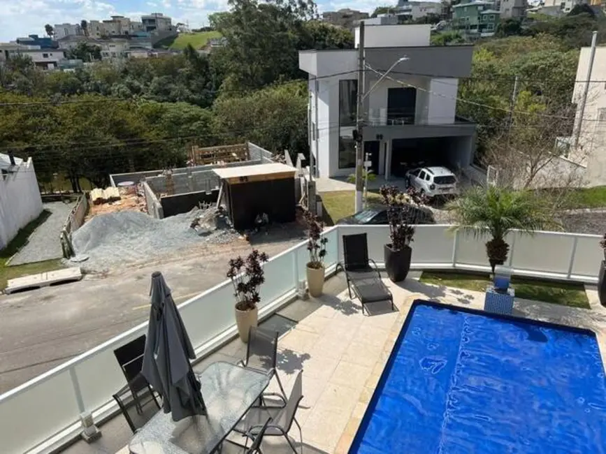 Foto 5 de Casa com 3 quartos à venda, 250m2 em Suru, Santana De Parnaiba - SP