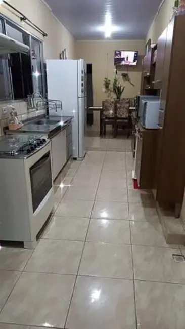 Foto 9 de Casa com 5 quartos à venda, 300m2 em Jardim Briquet, Itapevi - SP