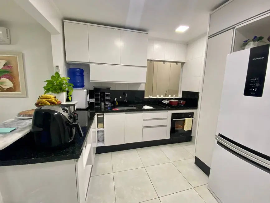 Foto 7 de Casa com 4 quartos à venda, 253m2 em Jardim Europa, Jandira - SP