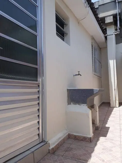 Foto 4 de Casa com 4 quartos à venda, 130m2 em Jardim Ana Estela, Carapicuiba - SP