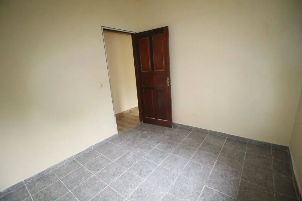 Casa com 3 quartos à venda, 107m2 em Baronesa, Osasco - SP - imagem 9 Foto 9 de Casa com 3 quartos à venda, 107m2 em Baronesa, Osasco - SP