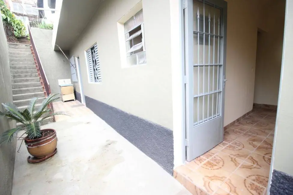 Foto 2 de Casa com 3 quartos à venda, 107m2 em Baronesa, Osasco - SP