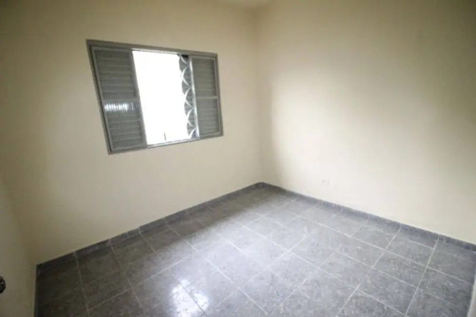 Casa com 3 quartos à venda, 107m2 em Baronesa, Osasco - SP - imagem 8 Foto 8 de Casa com 3 quartos à venda, 107m2 em Baronesa, Osasco - SP