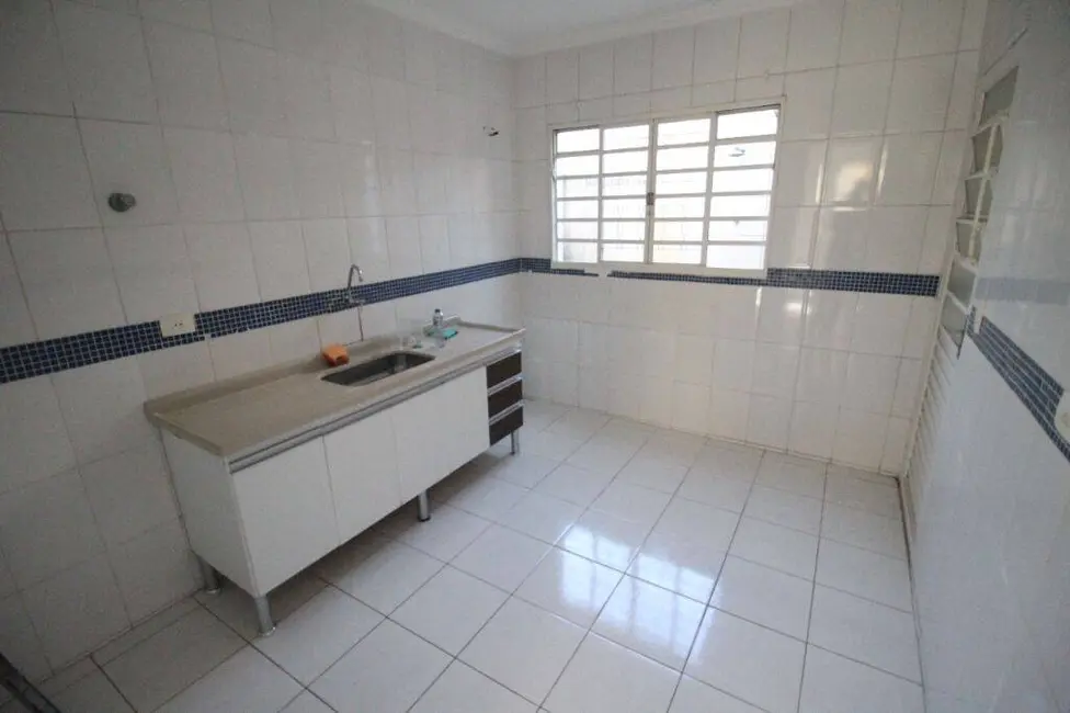 Foto 7 de Casa com 2 quartos à venda, 90m2 em Quitaúna, Osasco - SP