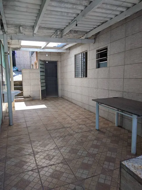 Casa com 3 quartos à venda, 170m2 em Jardim Bom Sucesso, Carapicuiba - SP - imagem 5 Foto 5 de Casa com 3 quartos à venda, 170m2 em Jardim Bom Sucesso, Carapicuiba - SP