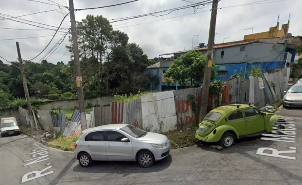 Foto 1 de Terreno / Lote à venda em Jardim do Líbano, Jandira - SP