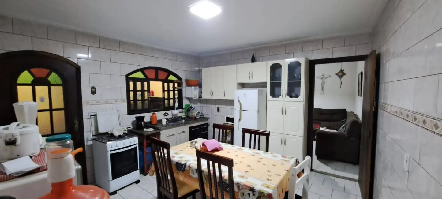 Foto 5 de Casa com 4 quartos à venda e para alugar, 135m2 em Vila Silviânia, Carapicuiba - SP