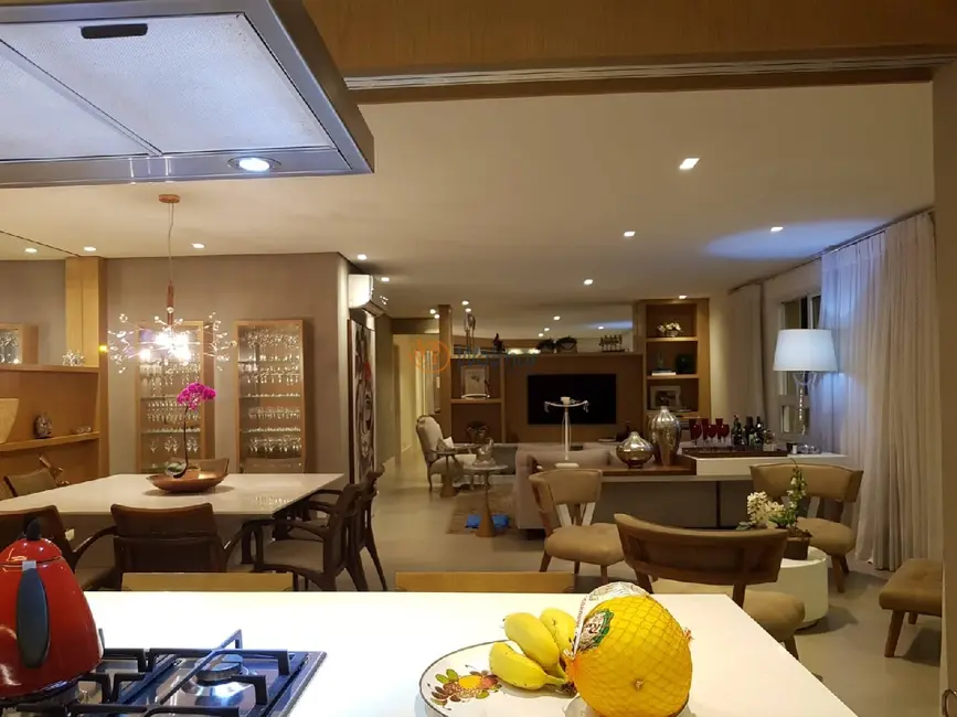 Foto 9 de Apartamento com 4 quartos à venda, 214m2 em Cambuí, Campinas - SP