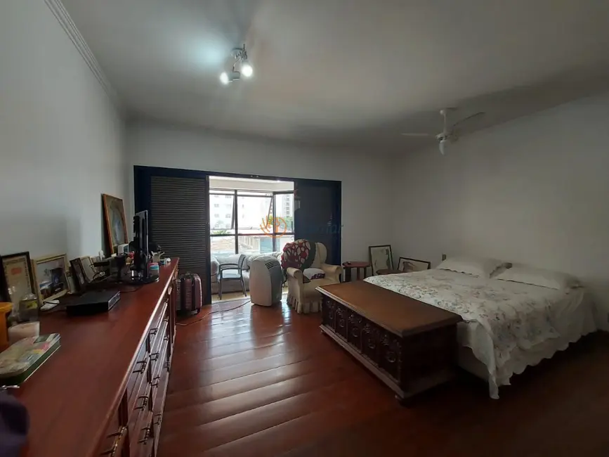 Foto 7 de Apartamento com 4 quartos à venda, 317m2 em Cambuí, Campinas - SP