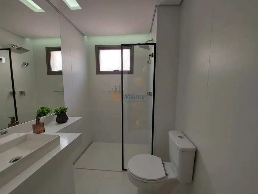 Apartamento com 3 quartos à venda, 213m2 em Cambuí, Campinas - SP - imagem 9 Foto 9 de Apartamento com 3 quartos à venda, 213m2 em Cambuí, Campinas - SP