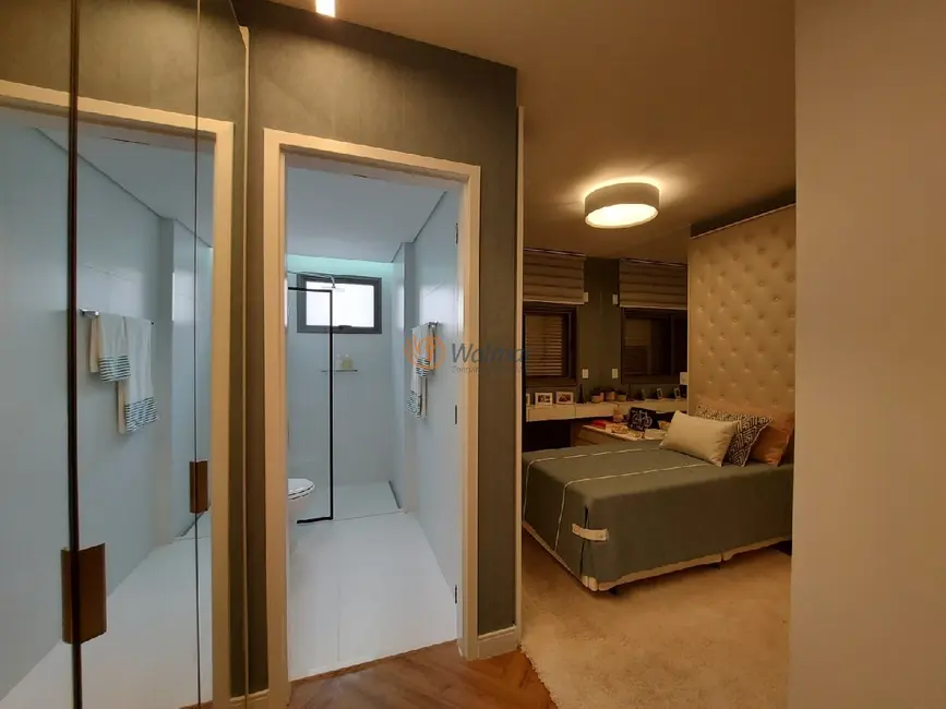 Apartamento com 3 quartos à venda, 213m2 em Cambuí, Campinas - SP - imagem 7 Foto 7 de Apartamento com 3 quartos à venda, 213m2 em Cambuí, Campinas - SP