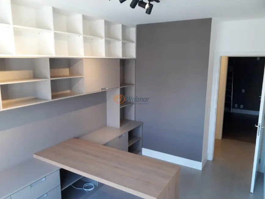 Apartamento com 3 quartos à venda, 188m2 em Cambuí, Campinas - SP - imagem 5 Foto 5 de Apartamento com 3 quartos à venda, 188m2 em Cambuí, Campinas - SP