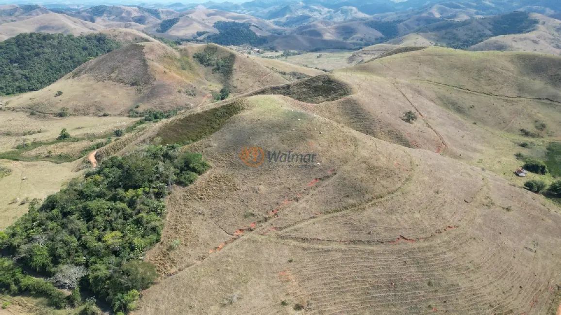 Foto 2 de Fazenda / Haras com 4 quartos à venda, 500m2 em Área Rural de Três Rios, Tres Rios - RJ
