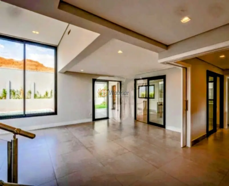 Casa de Condomínio com 5 quartos à venda, 370m2 em Campinas - SP - imagem 9 Foto 9 de Casa de Condomínio com 5 quartos à venda, 370m2 em Campinas - SP