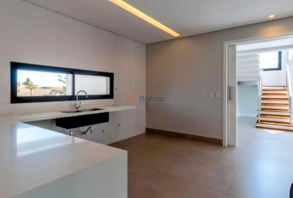 Casa de Condomínio com 5 quartos à venda, 370m2 em Campinas - SP - imagem 4 Foto 4 de Casa de Condomínio com 5 quartos à venda, 370m2 em Campinas - SP