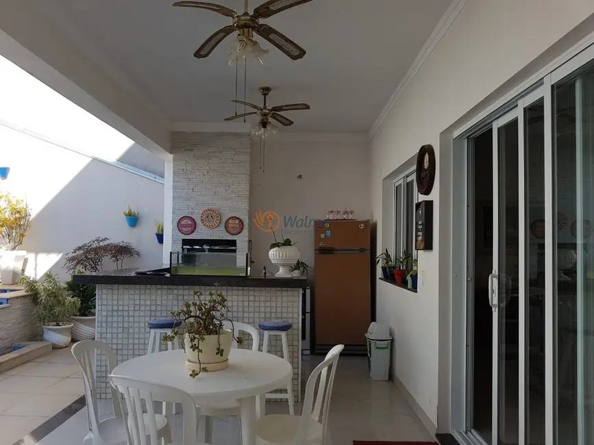 Casa de Condomínio com 4 quartos à venda, 323m2 em Parque das Quaresmeiras, Campinas - SP - imagem 3 Foto 3 de Casa de Condomínio com 4 quartos à venda, 323m2 em Parque das Quaresmeiras, Campinas - SP