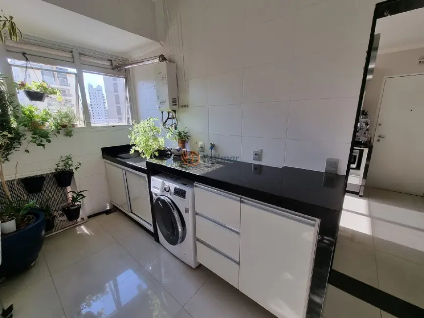 Apartamento com 4 quartos à venda, 196m2 em Cambuí, Campinas - SP - imagem 8 Foto 8 de Apartamento com 4 quartos à venda, 196m2 em Cambuí, Campinas - SP