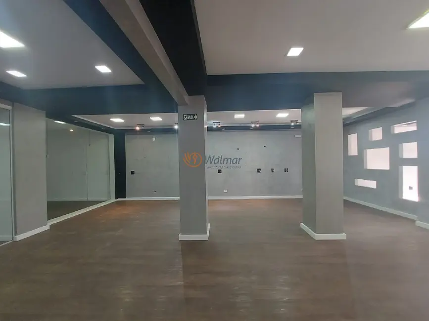Sala Comercial com 1 quarto para alugar, 350m2 em Cambuí, Campinas - SP - imagem 2 Foto 2 de Sala Comercial com 1 quarto para alugar, 350m2 em Cambuí, Campinas - SP