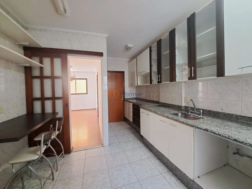 Apartamento com 3 quartos à venda, 101m2 em Cambuí, Campinas - SP - imagem 9 Foto 9 de Apartamento com 3 quartos à venda, 101m2 em Cambuí, Campinas - SP