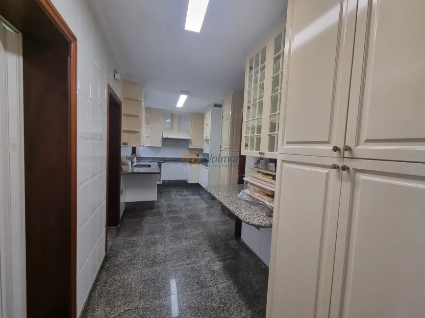 Casa de Condomínio com 4 quartos à venda, 562m2 em Jardim Chapadão, Campinas - SP - imagem 6 Foto 6 de Casa de Condomínio com 4 quartos à venda, 562m2 em Jardim Chapadão, Campinas - SP
