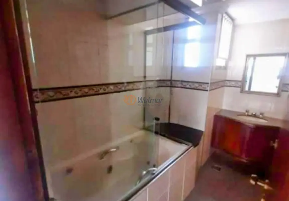 Apartamento com 3 quartos para alugar, 145m2 em Cambuí, Campinas - SP - imagem 6 Foto 6 de Apartamento com 3 quartos para alugar, 145m2 em Cambuí, Campinas - SP