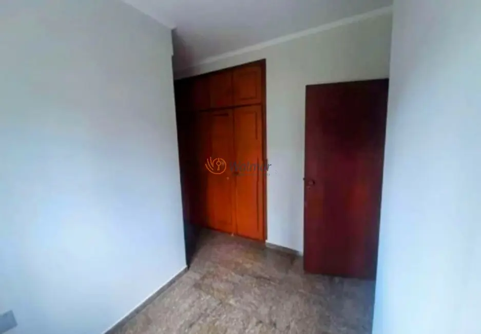 Apartamento com 3 quartos para alugar, 145m2 em Cambuí, Campinas - SP - imagem 9 Foto 9 de Apartamento com 3 quartos para alugar, 145m2 em Cambuí, Campinas - SP