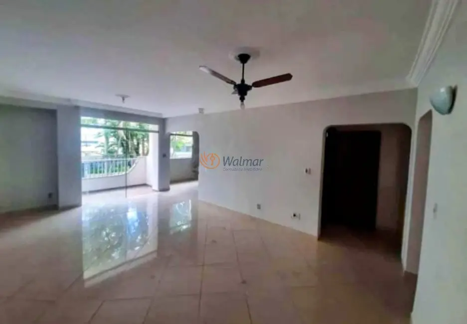 Apartamento com 3 quartos para alugar, 145m2 em Cambuí, Campinas - SP - imagem 7 Foto 7 de Apartamento com 3 quartos para alugar, 145m2 em Cambuí, Campinas - SP