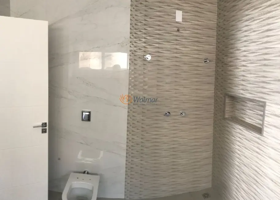 Foto 4 de Casa de Condomínio com 4 quartos à venda e para alugar, 305m2 em Swiss Park, Campinas - SP