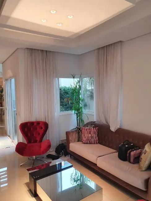 Casa de Condomínio com 3 quartos à venda e para alugar, 320m2 em Swiss Park, Campinas - SP - imagem 3 Foto 3 de Casa de Condomínio com 3 quartos à venda e para alugar, 320m2 em Swiss Park, Campinas - SP