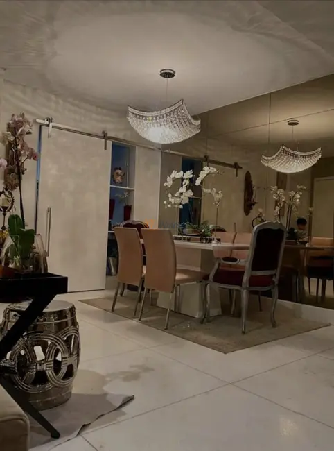 Apartamento com 4 quartos à venda, 135m2 em Cambuí, Campinas - SP - imagem 3 Foto 3 de Apartamento com 4 quartos à venda, 135m2 em Cambuí, Campinas - SP