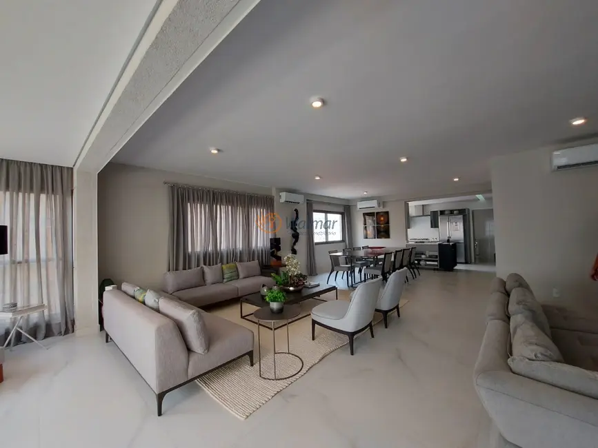 Apartamento com 3 quartos à venda, 213m2 em Cambuí, Campinas - SP - imagem 5 Foto 5 de Apartamento com 3 quartos à venda, 213m2 em Cambuí, Campinas - SP