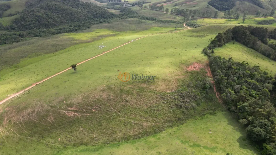 Foto 9 de Fazenda / Haras com 4 quartos à venda, 540m2 em Centro, Barbacena - MG
