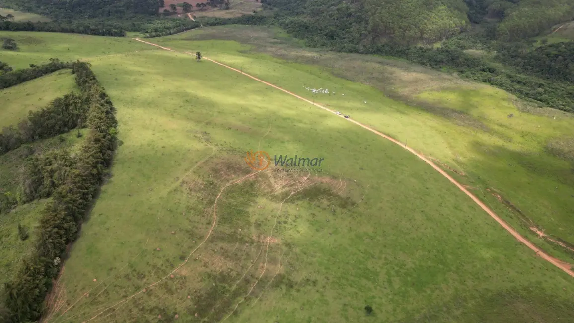 Foto 2 de Fazenda / Haras com 4 quartos à venda, 540m2 em Centro, Barbacena - MG