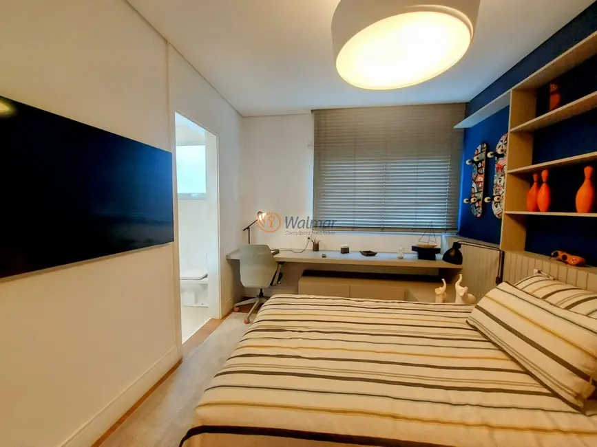 Foto 2 de Apartamento com 3 quartos à venda, 221m2 em Jardim Madalena, Campinas - SP