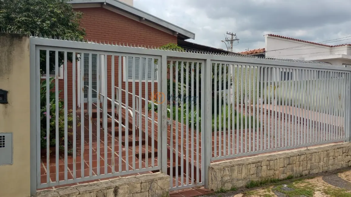 Casa com 3 quartos à venda, 125m2 em Vila Aurocan, Campinas - SP - imagem 2 Foto 2 de Casa com 3 quartos à venda, 125m2 em Vila Aurocan, Campinas - SP