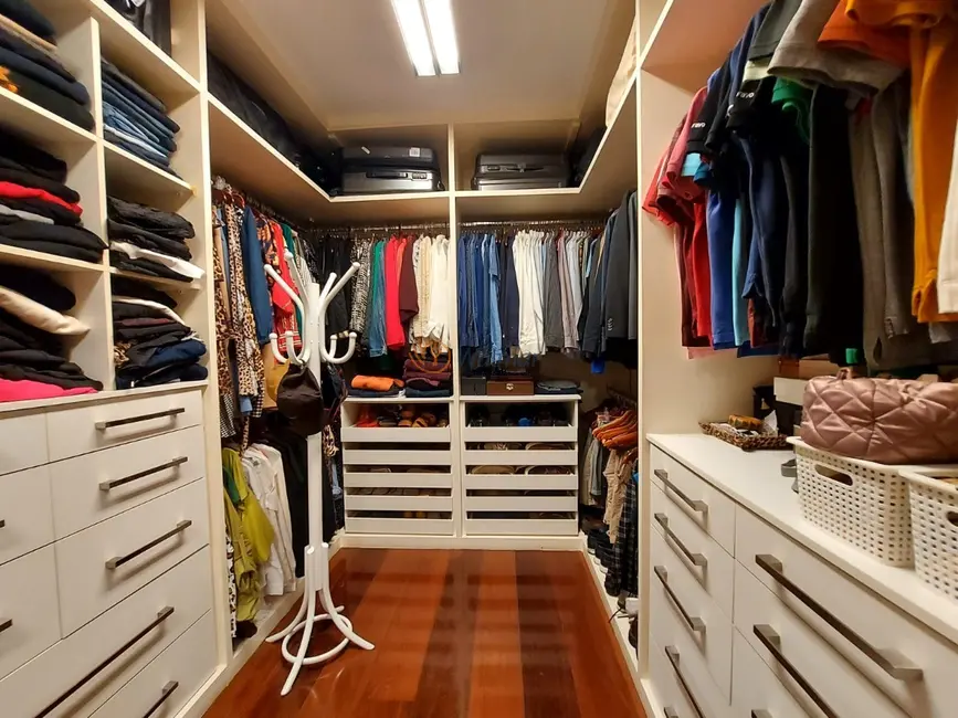 Apartamento com 4 quartos à venda, 416m2 em Cambuí, Campinas - SP - imagem 6 Foto 6 de Apartamento com 4 quartos à venda, 416m2 em Cambuí, Campinas - SP