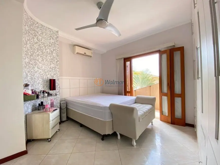 Foto 7 de Casa de Condomínio com 3 quartos à venda e para alugar, 300m2 em Bosque, Vinhedo - SP