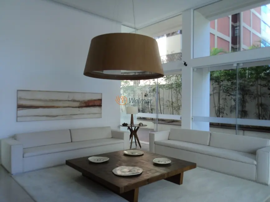 Apartamento com 3 quartos à venda, 151m2 em Cambuí, Campinas - SP - imagem 4 Foto 4 de Apartamento com 3 quartos à venda, 151m2 em Cambuí, Campinas - SP