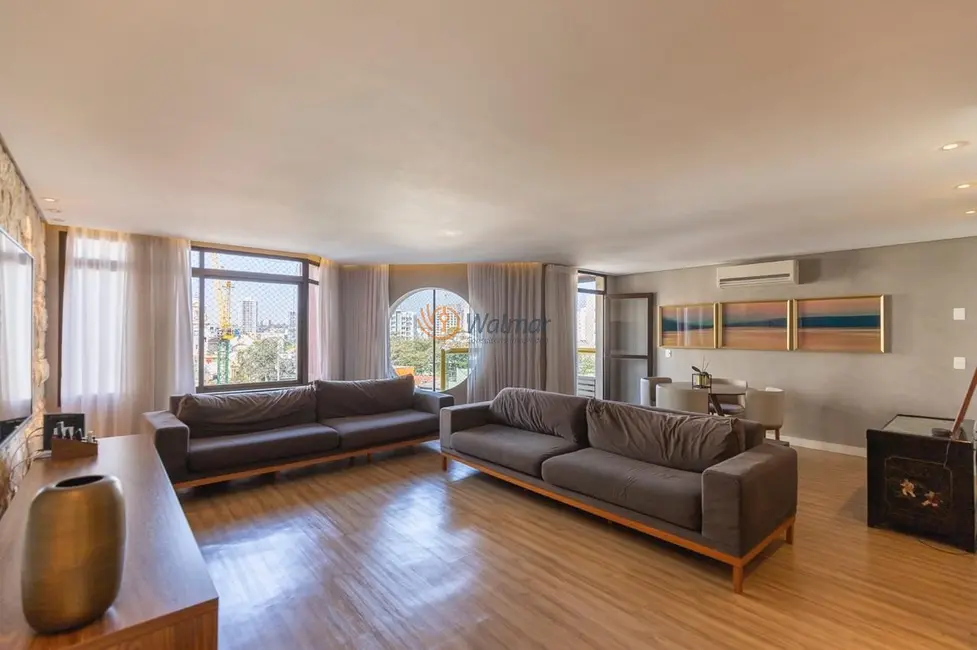 Foto 3 de Apartamento com 4 quartos à venda, 182m2 em Cambuí, Campinas - SP